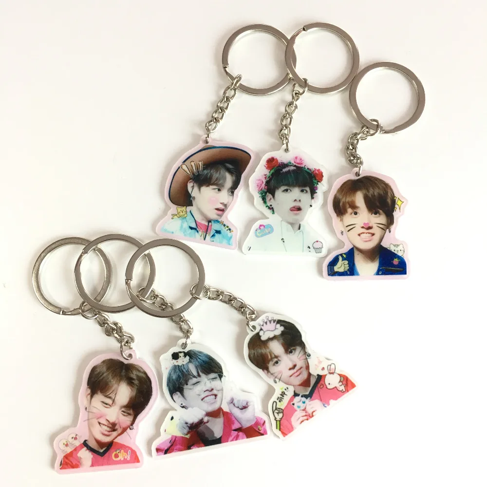 

Kpop BTS Keychain Bulletproof Youth Group KOOK cute expression acrylic creative key ring pendant