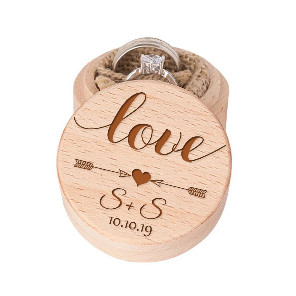 Персонализированные любовь лук со стрелкой Свадебные деревянная коробочка для кольца индивидуальные имена Дата дерево Юбилей идеально сувенирное кольцо Коробка для свадебного торжества