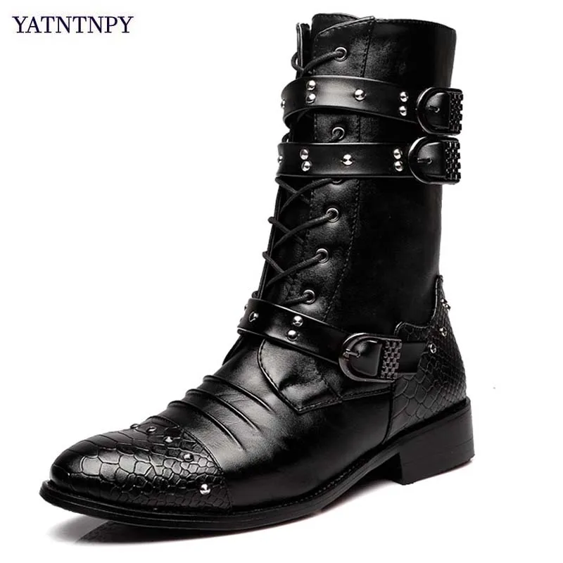

YATNTNPY New Arrival Men Shoes Fashion Rivet High for Martin Boots Black British leather boots Man bota winter