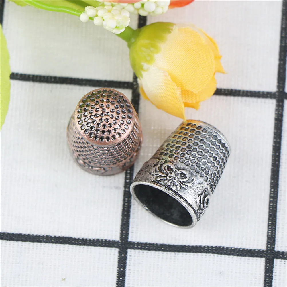 2018 New High Quality Finger Thimble Hard Protector Metal Sewing Tools Needles Partner Classical 1PC