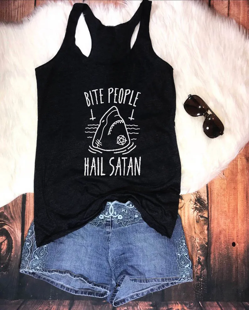 black-white text Жилет с надписью «Hail satan»-женская летняя майка с надписью «SHARK», забавная футболка без рукавов для мамы - Цвет: black-white text