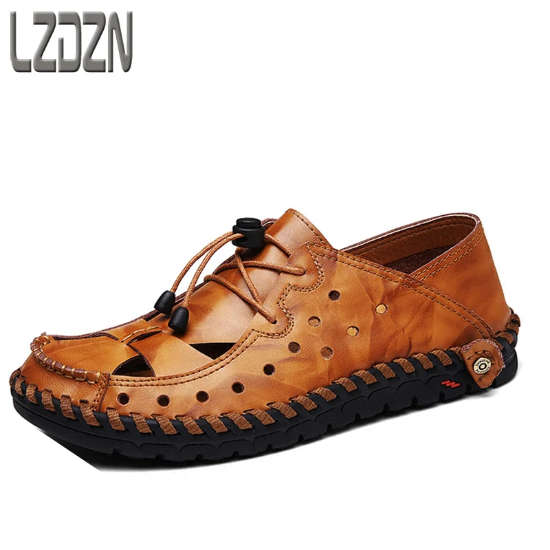 

The middle-aged man summer men lazy leisure leather sandal hole half dragged Baotou beach hollowed out without shoes