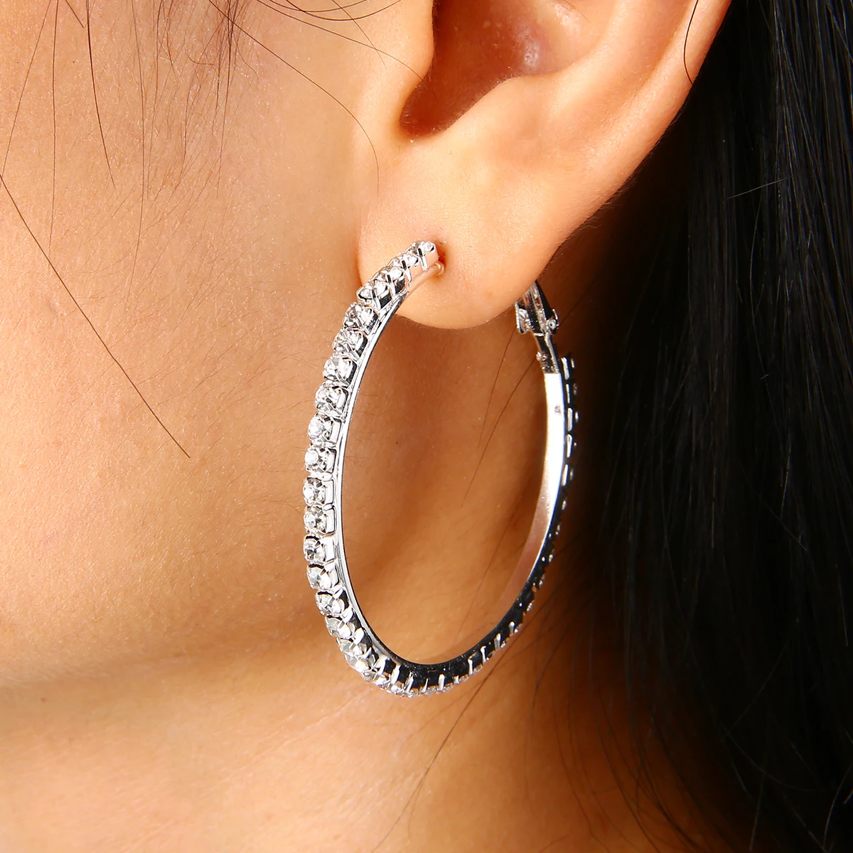 Luxury Elegant Crystal Round Circle Earrings Fashion Charming Hoop Earring Trendy Jewelry Birthday Gifts For Women