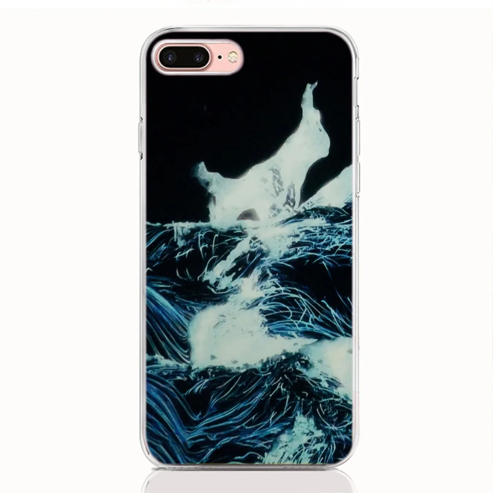 A02  7 Plus Cartoon Wave Art Japanese