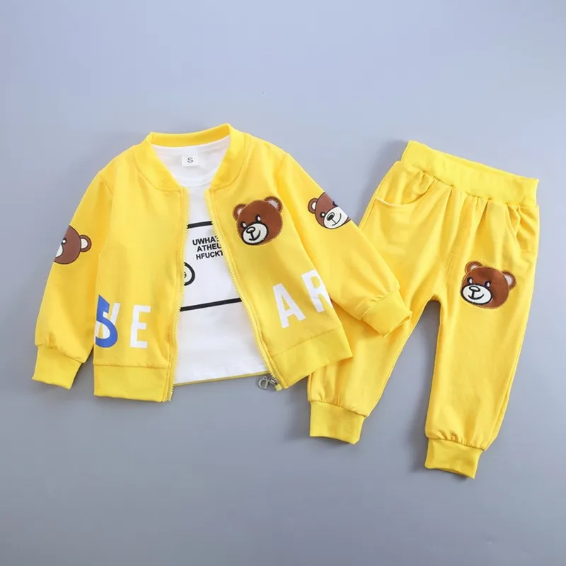 Anlencool/ Одежда для маленьких мальчиков осенние комплекты одежды для малышей куртка с вышивкой и медведем+ футболка+ штаны с принтом медведя костюмы из 3 предметов