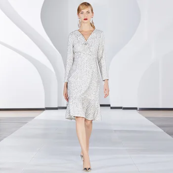 

Ladies Dress 2019 Spring and autumn Office Lady Elegant Fashion V neck Long Sleeve Ruffles Slim Mermaid Dress Female S-XL