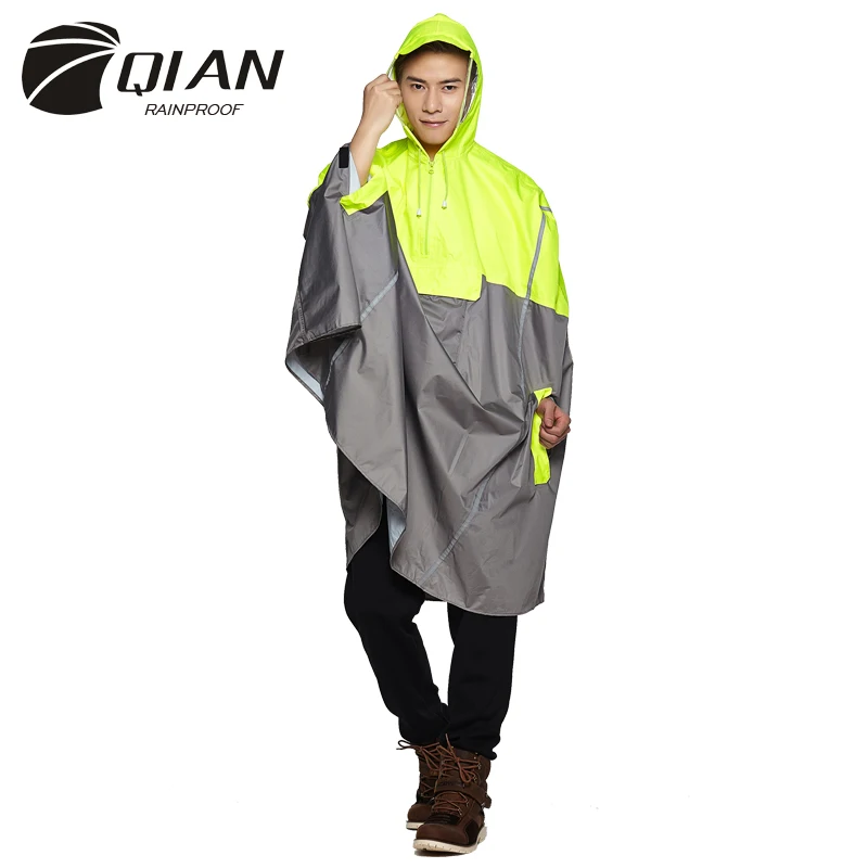 Tanie QIAN RAINPROOF nieprzepuszczalna na zewnątrz modne poncho przeciwdeszczowe plecak taśma odblaskowa Design wspinaczka turystyka pokrowiec przeciwdeszczowy