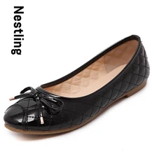 Size 35-40 New 2016 Fashion Autumn Flats Women Patent Leather Loafers Sweet Bowtie Round Toe Women Flat Casual Shoes D30