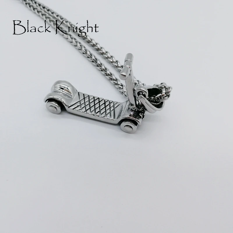 

2019 S/S New Skateboards Roller Kick Scooter pendant necklace stainless steel 4 wheels Foot Scooter necklace fashion BLKN0601