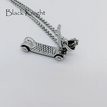 

2019 S/S New Skateboards Roller Kick Scooter pendant necklace stainless steel 4 wheels Foot Scooter necklace fashion BLKN0601