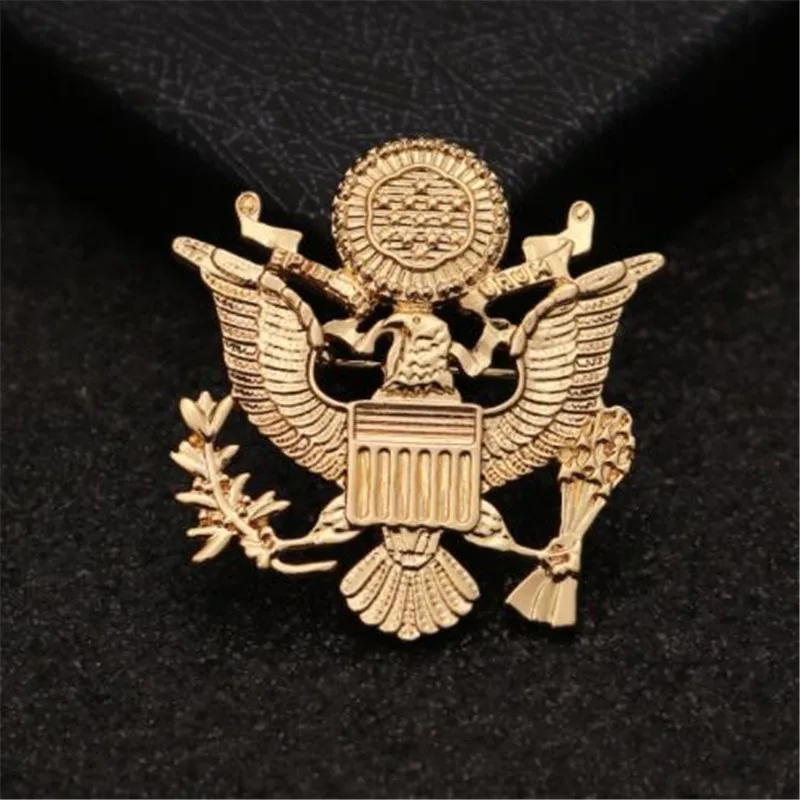 

WKOUD Pin Buckle Brand Freedom of Medal Eagle Enamel Badge Brooches and Lapel Pins for Men Badge Men 's Suit Brooch