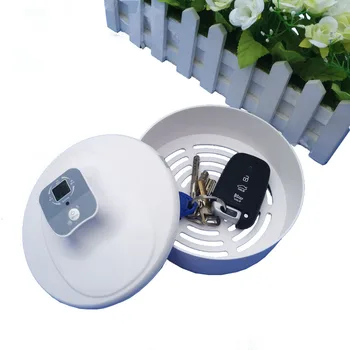 

Water tank ultraviolet sterilizer box with protective safety switch