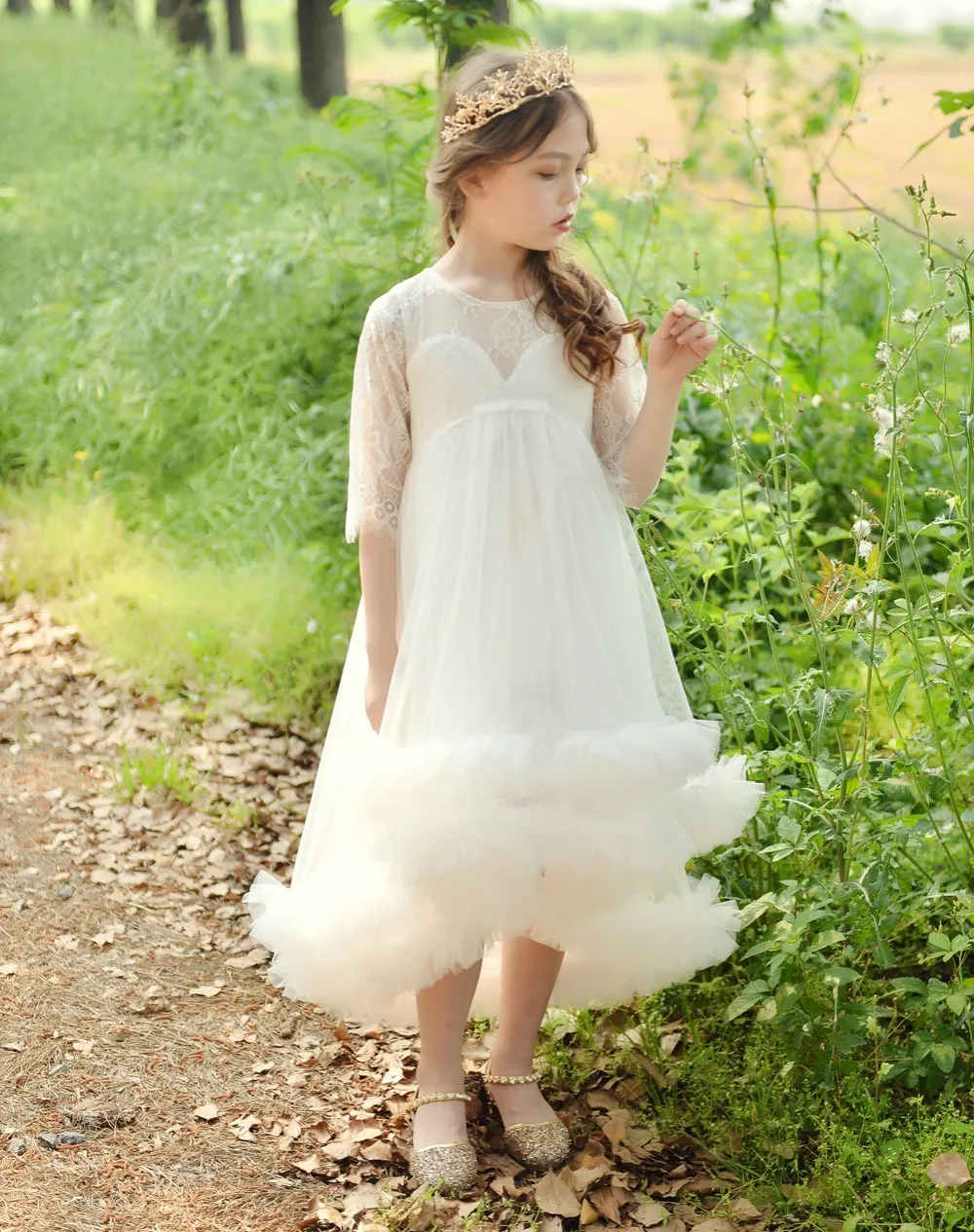 Платье с короткими рукавами и высоким низким цветком для девочек на свадьбу; элегантное Пышное Платье с вырезом; ZF106