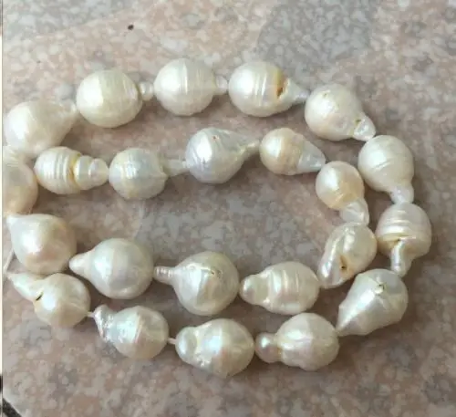 HUGE 15-25MM SOUTH SEA GENUINE WHITE BAROQUE PEARL NECKLACE 35 INCH HUGE 15-25MM SOUTH SEA GENUINE WHITE BAROQUE PEARL NECKLACE 35 INCH