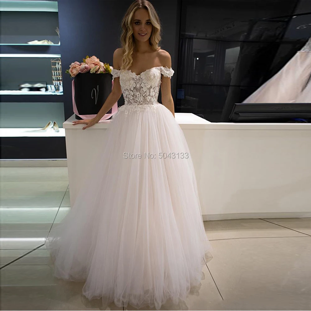 

Sexy Off The Shoulder Lace Applique Wedding Dresses with Cap Sleeves 2019 Romantic Wedding Bridal Gown Floor Length