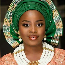 Белый в нигерийском стиле свадебные туфли в африканском стиле Бусины комплект ювелирных изделий вырезать Коралл бисера Цепочки и ожерелья Браслет Серьги cj631