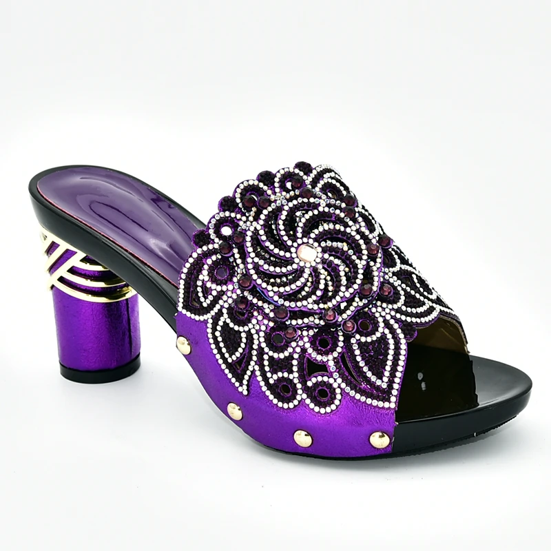 Новейшая дизайнерская обувь; роскошные женские свадебные туфли; коллекция года; женские вечерние туфли в итальянском стиле; Украшенные стразами; пикантные Туфли на каблуке - Цвет: Фиолетовый