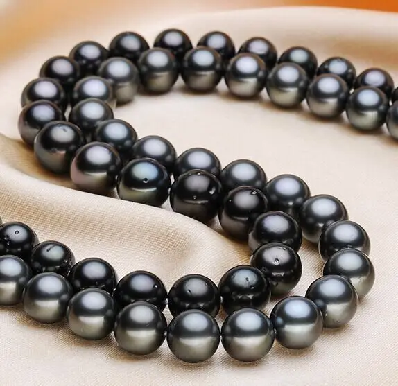 

Superb 8-9mm Natural Tahitian genuine black round pearl necklace