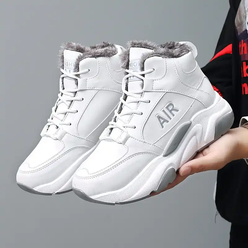 casual outdoor shoes