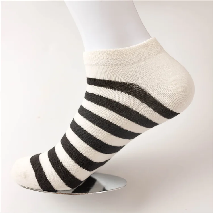 Наивысшего качества классические мужские две полосы хлопчатобумажные носки тапочки Ретро Школа Студент Открытый спортивные носки со звездами велосипедные носки