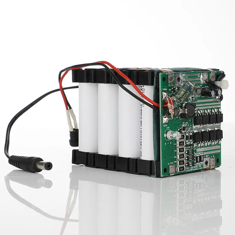 

Soshine 12V rechargeable battery 12Ah portable battery pack 12x18650 lithium-ion battery built-in battery pack