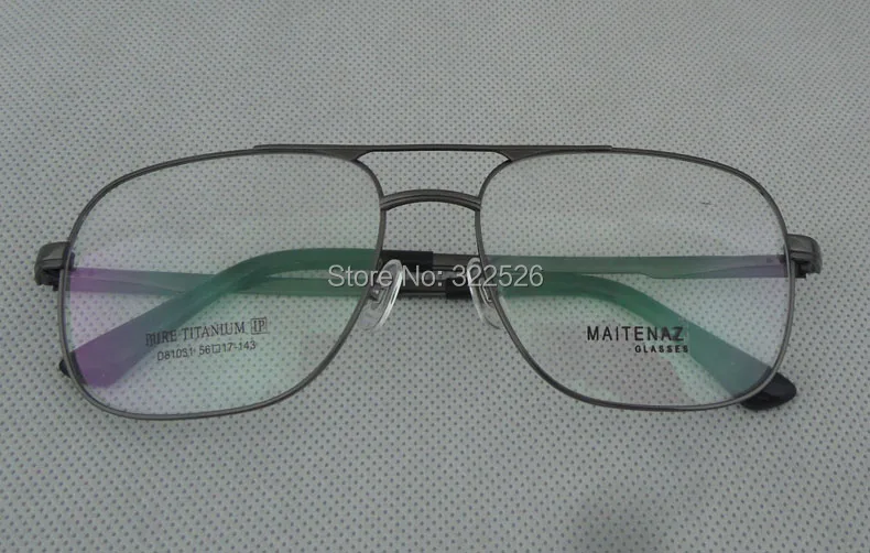 D81031real-1x750