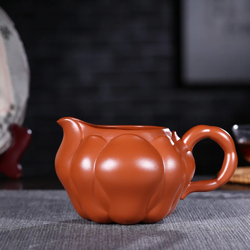 

Yixing Dark-red Enameled Pottery Teapot Manual Make Raw Ore Lotus Fair Cup Fair Kettle Kungfu Online Teapot Tea Set
