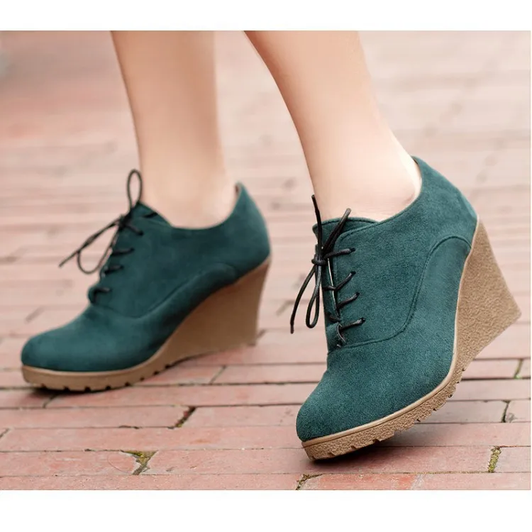 Женская Удобная модная обувь на платформе; повседневная женская обувь; однотонные короткие рыцарские сапоги; женская обувь на танкетке; женская обувь на плоской подошве; BT708 - Цвет: green