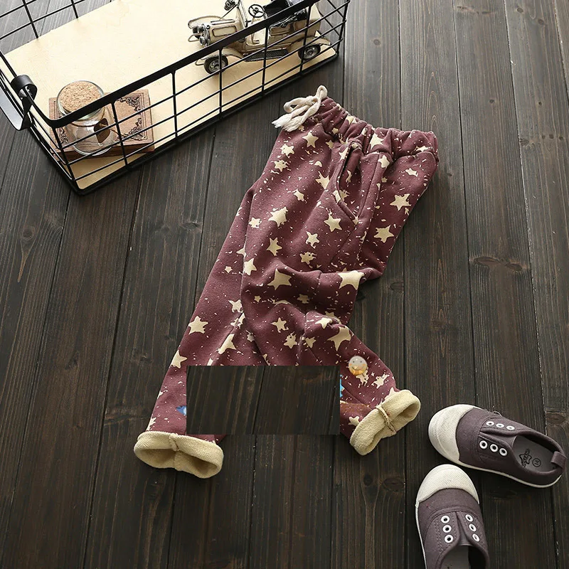 3221673892_2065036897