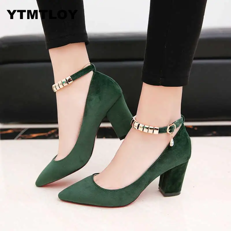 Billig 2019 frühling Herbst Frauen Pumpen Sexy schnallen High Heels Schuhe Mode Spitz Hochzeit Partei Quadratischen Ferse String Bead