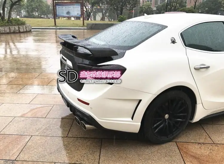 Подходит для Maserati GHIBLI RENEGADE GT задний спойлер из углеродного волокна заднее крыло Подходит для Maserati GHIBLI RENEGADE GT задний спойлер из углеродного волокна заднее крыло
