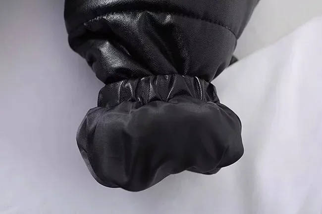 9599398659_1415953786_