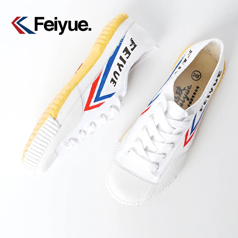 

Professional Wushu Kungfu Shoes Winchun Taichi Taichi Uniform Unisex Classical Black&White Shoes Taekwondo Shoes Sports Sneaker