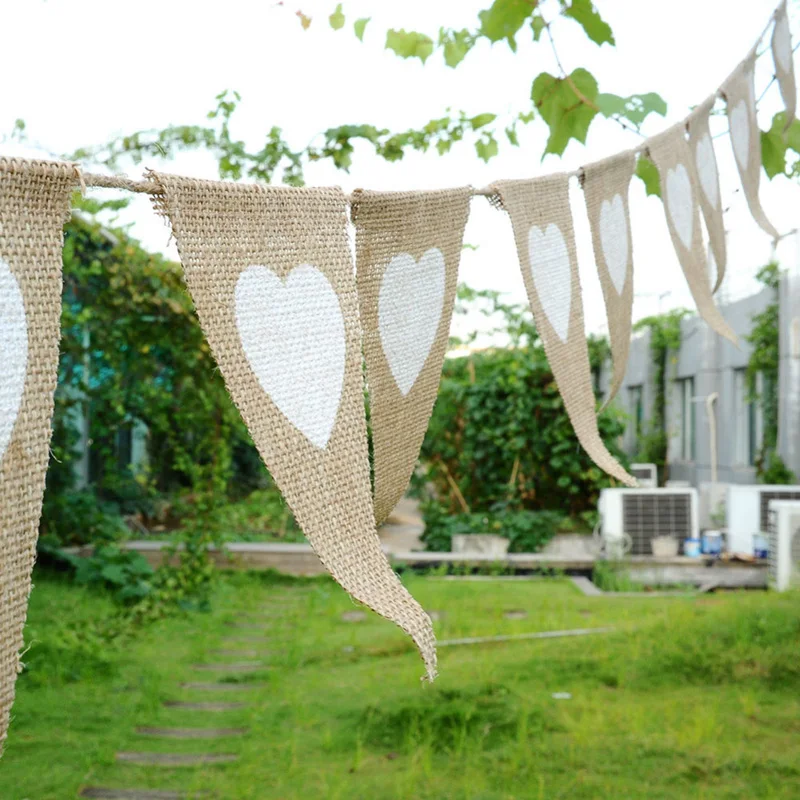 

13 Flags Vintage Jute Hessian Burlap Bunting Banner Heart Design Wedding Party Photography Props Decoration Banners