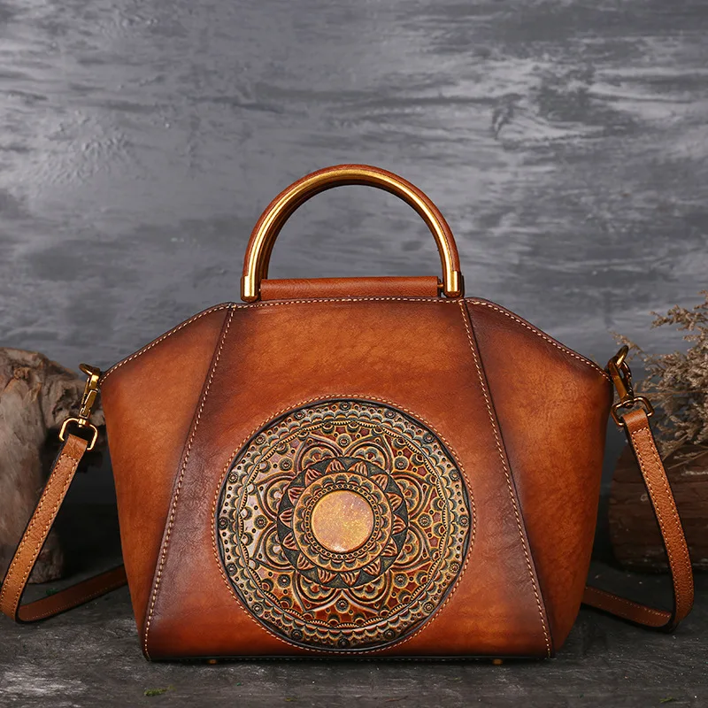 Высокое качество, настоящая воловья кожа, женские сумки через плечо, ретро сумка, тотемный узор, натуральная тисненая кожа, сумка-мессенджер с верхней ручкой - Цвет: Brown