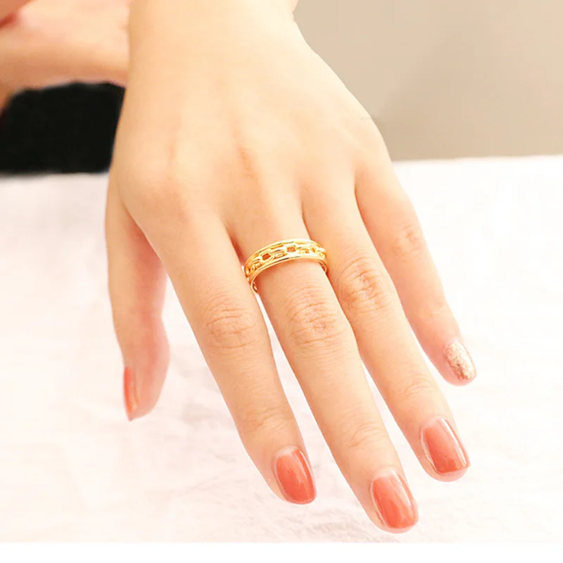 

WTLTC Steampunk Hollow Link Chain Rings for Women Adjustable Finger Layered Rings Statement Thumb Ring Modern Minimalist Jewelry