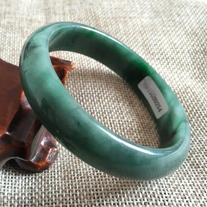 

Hot sell ->@@ 59mm Certified Grade A Genuine Natural Green Jadeite Jade Bracelet Bangle 0254 NEW -Top quality free shipping