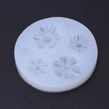 

Silicone Mold DIY Jewelry Making Floral Flower Pendant Mirror Epoxy Resin Crafts