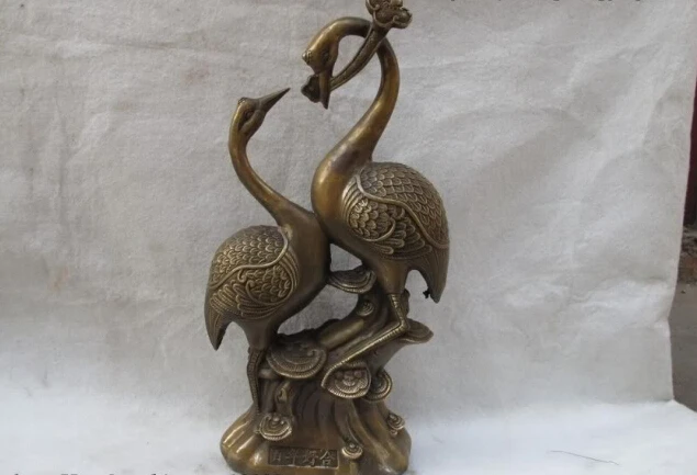 

Collectible bronze lion statue S0488 China classical Bronze Copper Two red -crowned crane hold in mouth Ru Yi Statue (B0413)