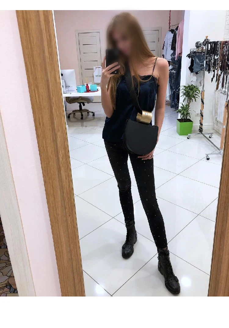 1 (9)