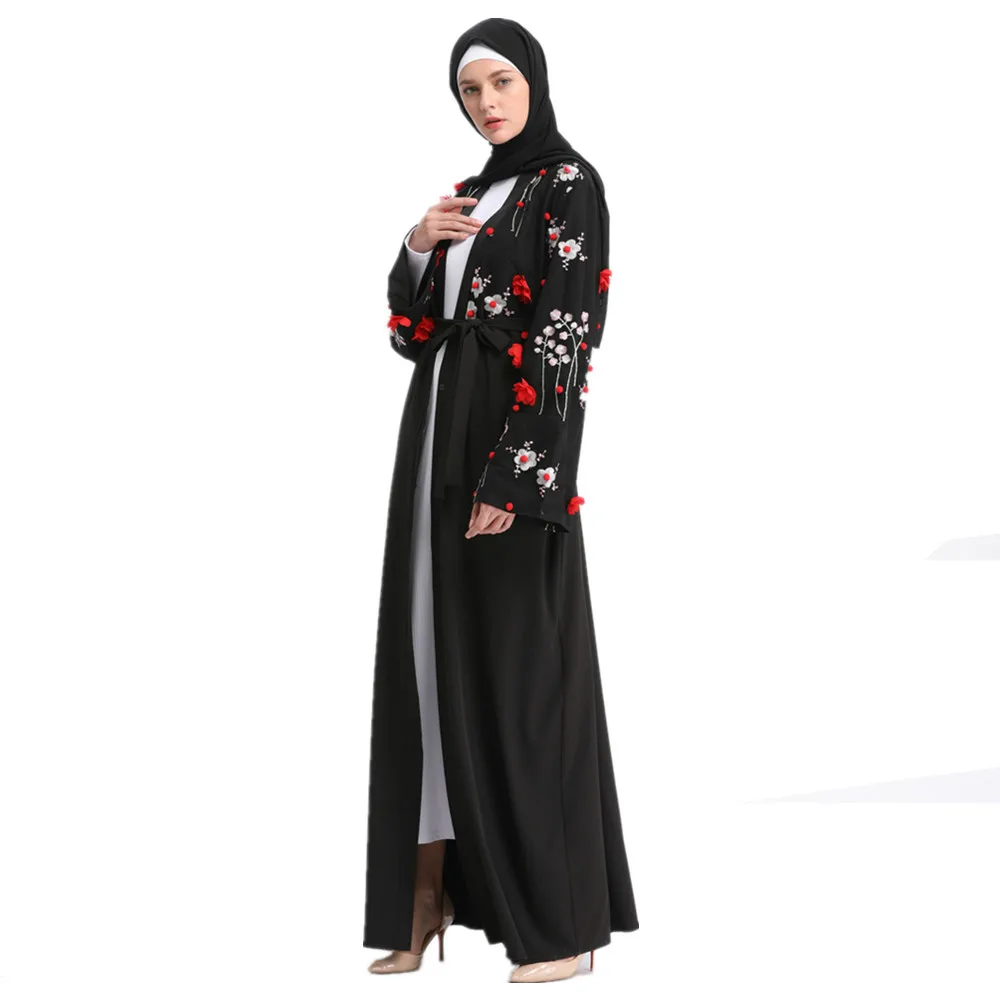 

Popular middle eastern Muslim embroidered floral plus-size robes