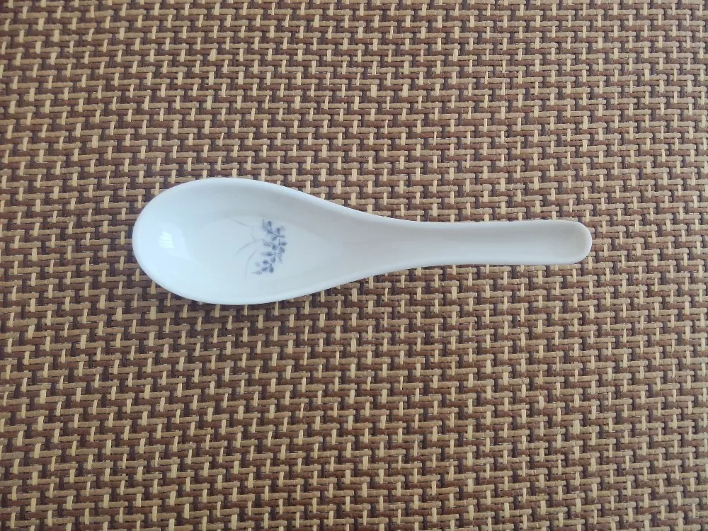 Supply large Chinese tablespoon of melamine imitation porcelain spoon