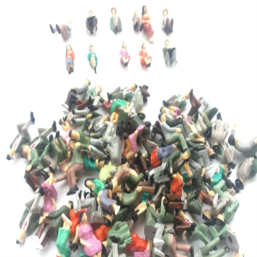architecture model sitting figure in 30scale (3)