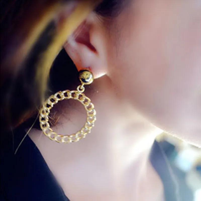 

Chunky Metal Pearl EarJewelry Ear Large Circle Round Stud Earrings For Women Wholesale 6B3021