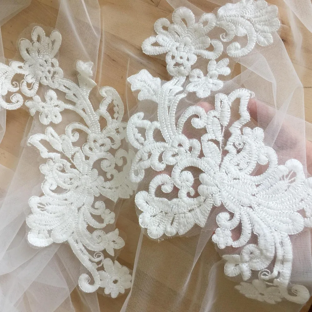 

6 pieces / lot Exquisite floral embroidery lace applique pair in off white for wedding gown bodice, lace veil, bridal dress