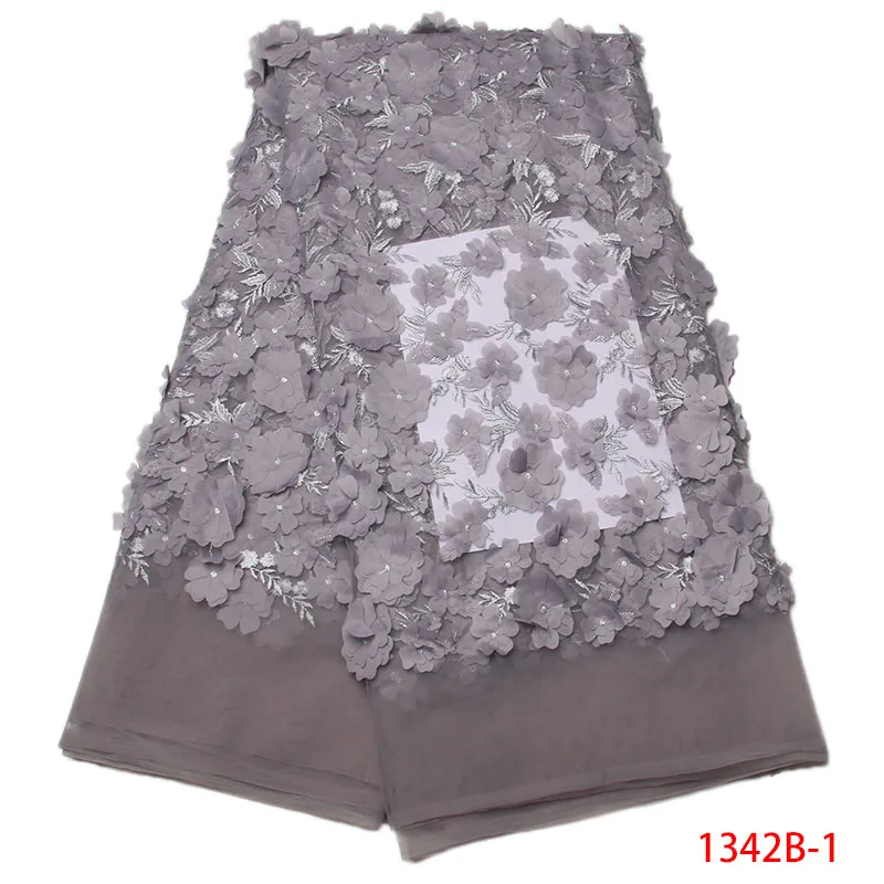 

African Lace Fabric 2018 High Quality Lace 3D Flowes Fabric Beautiful Embroidered Tulle Lace Fabric For Bride Wedding QF1342B