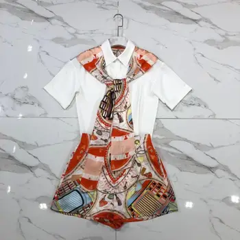 

2020 summer wear new personality splicing printed shirts with short sleeves jacket + easy leisure printed shorts