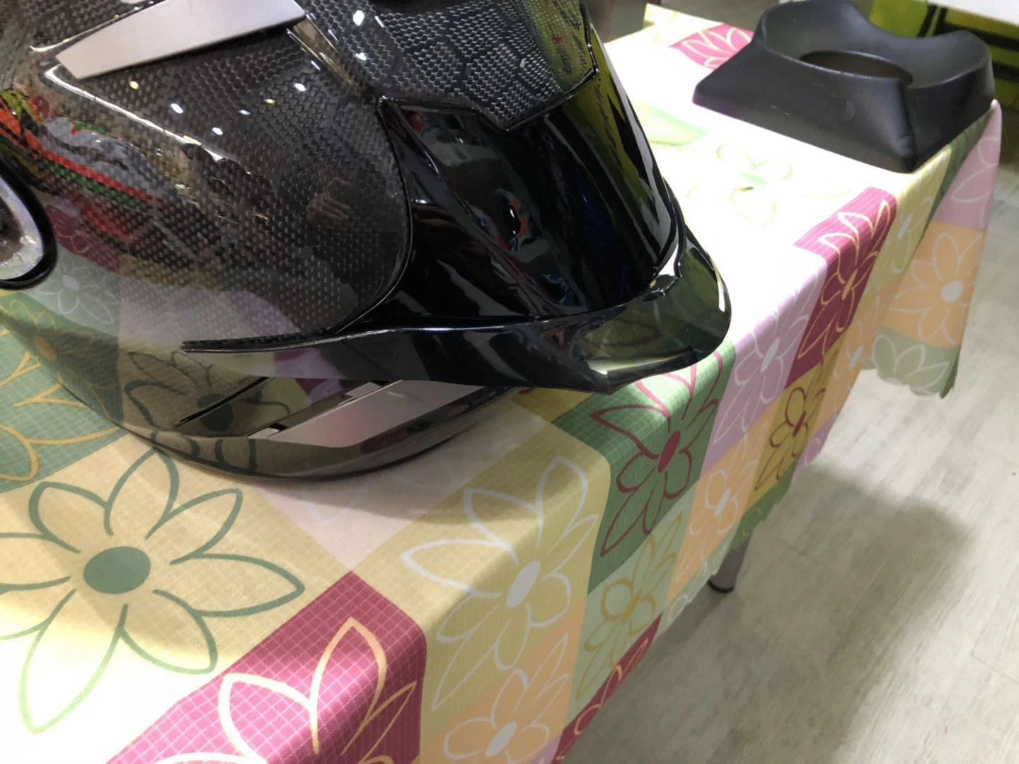 Мотоциклетная задняя обшивка шлем спойлер чехол для АИС R1-607