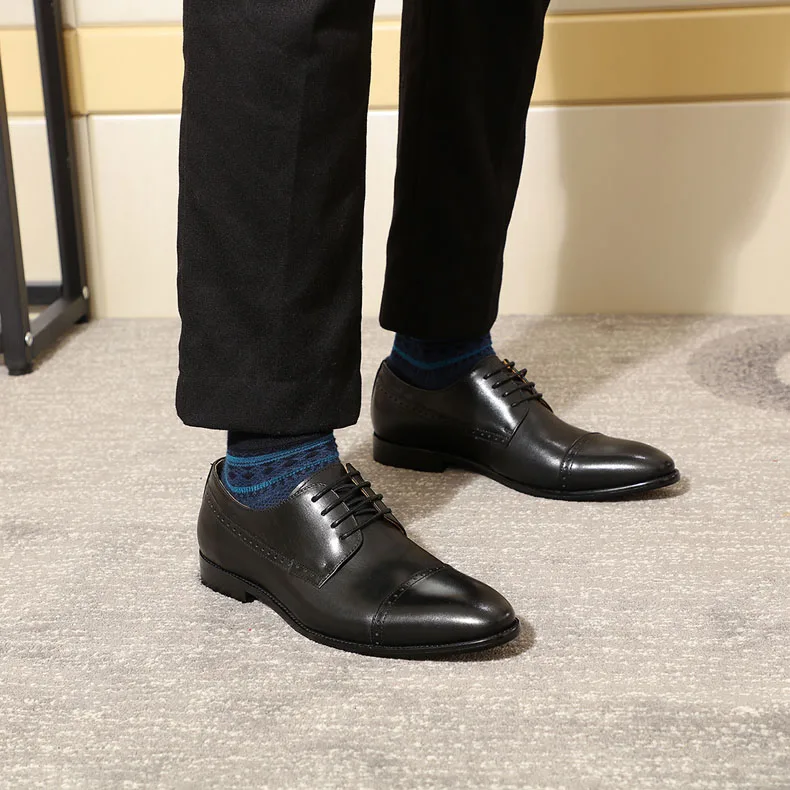 Felix CHU/Мужские броги с закругленным носком; туфли дерби; цвет черный, коричневый; мужские роскошные модельные туфли из натуральной кожи со шнуровкой; мужские туфли-оксфорды