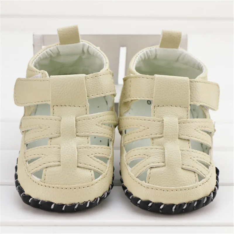 Новые модные красивые сандалии из мягкой кожи для мальчиков летние ботинки для малышей и Девочек Пляжные сандалии на мягкой подошве размеры от 0 до 18 месяцев
